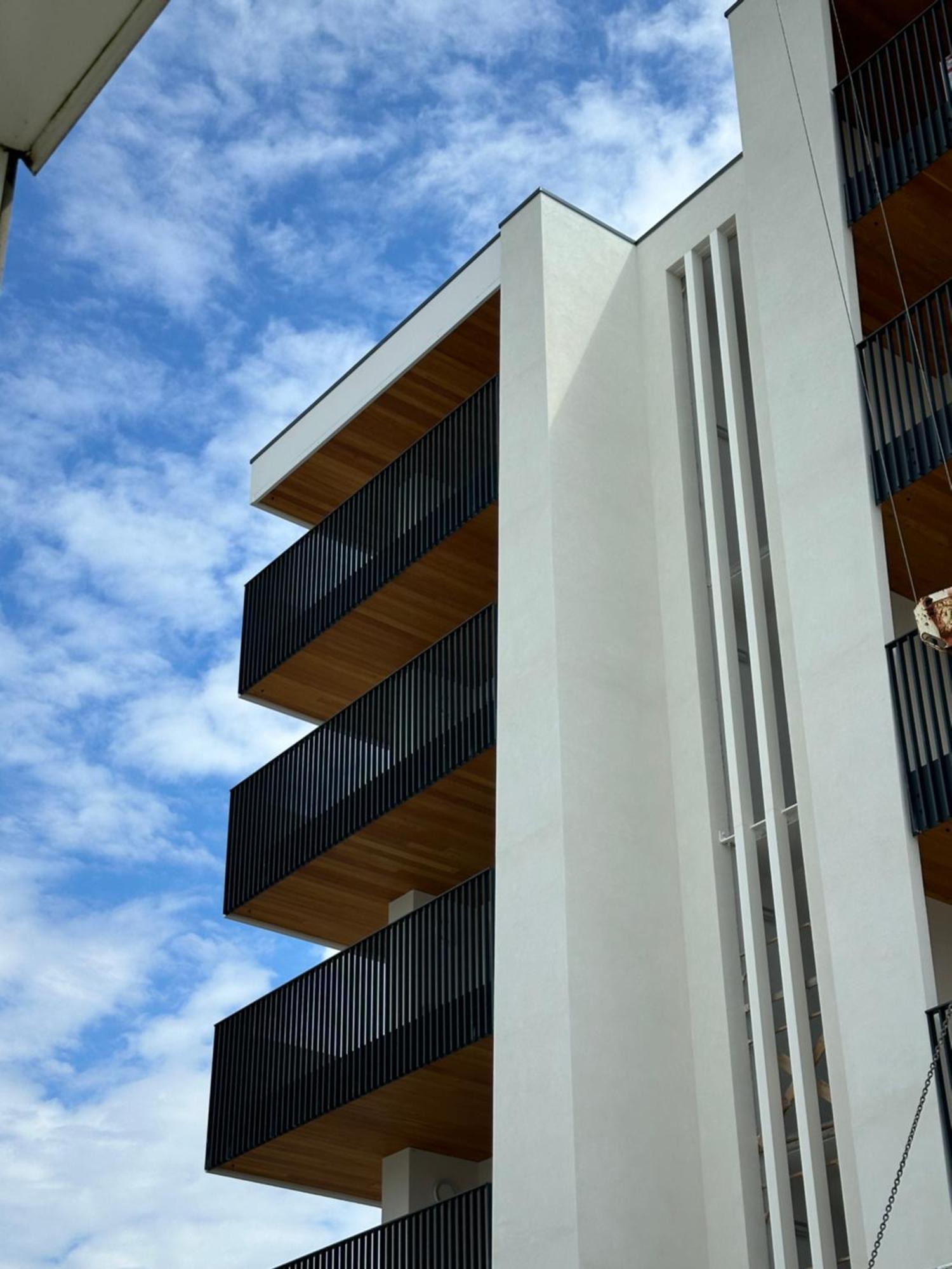 Beach Palace With Small Swimming Pool, Private Beach, Parking Lido di Jesolo Luaran gambar