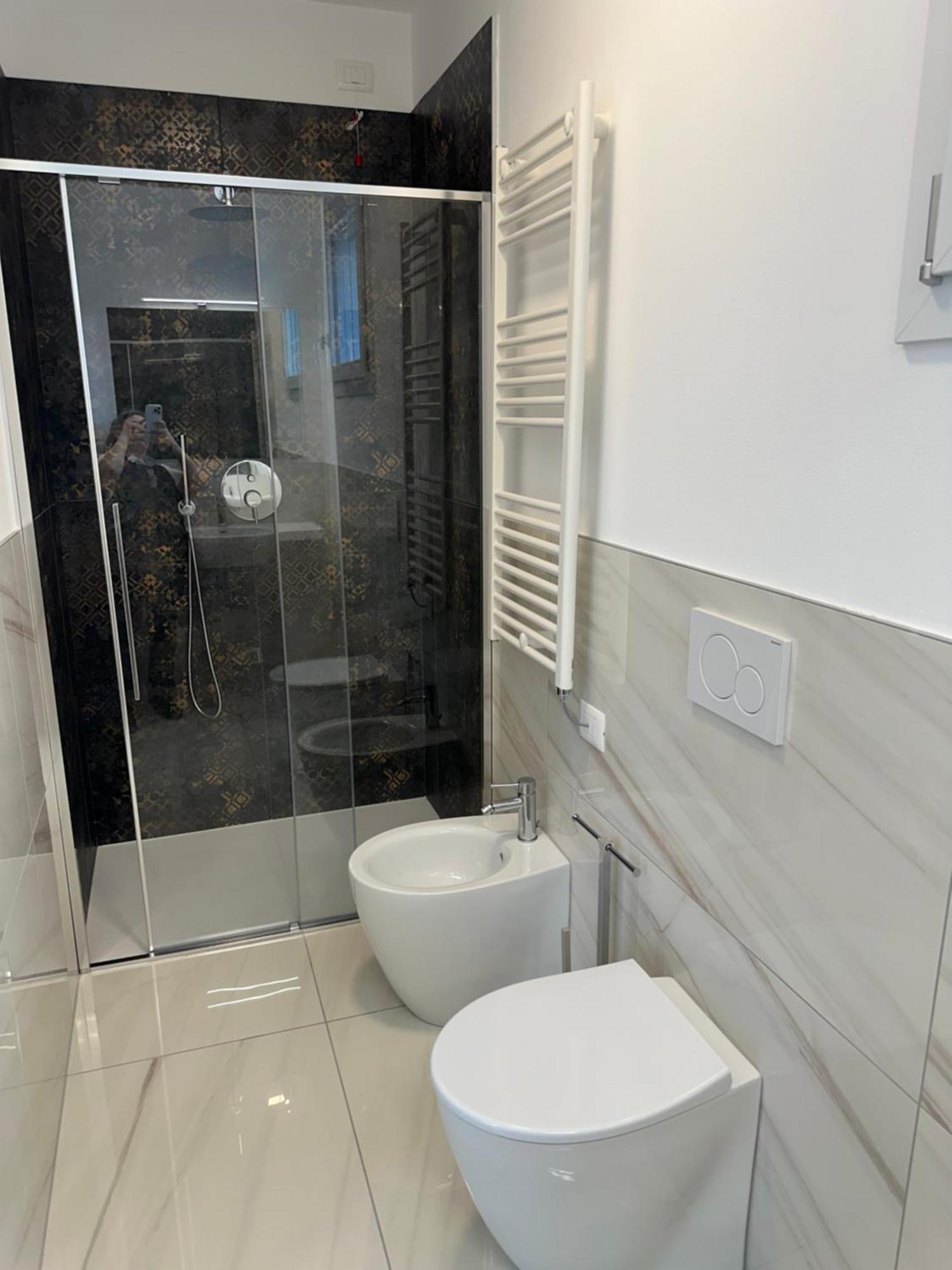 Beach Palace With Small Swimming Pool, Private Beach, Parking Lido di Jesolo Luaran gambar